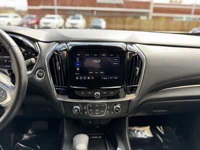 2022 Chevrolet Traverse, $33995. Photo 8