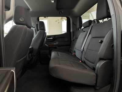2021 Chevrolet 1500 Crew Cab, $40395. Photo 5