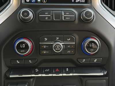 2021 Chevrolet 1500 Crew Cab, $40395. Photo 9