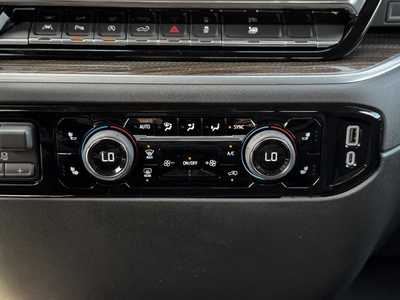 2025 Chevrolet 1500 Crew Cab, $58745.0. Photo 11