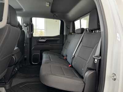 2025 Chevrolet 1500 Crew Cab, $58745.0. Photo 5
