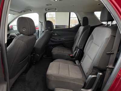 2021 Chevrolet Traverse, $25995. Photo 5