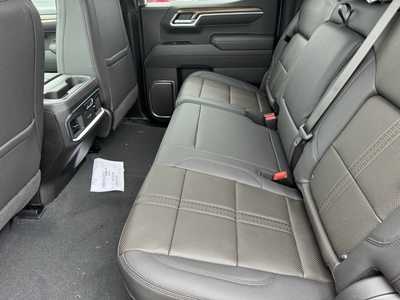 2025 Chevrolet 1500 Crew Cab, $73550.0. Photo 8