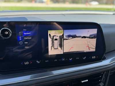2025 Chevrolet Suburban, $81435.0. Photo 4