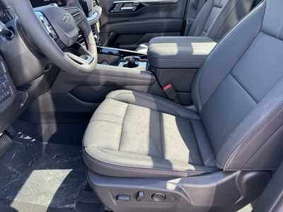 2025 Chevrolet Suburban, $81435.0. Photo 5