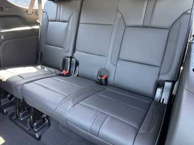 2025 Chevrolet Suburban, $81435.0. Photo 7