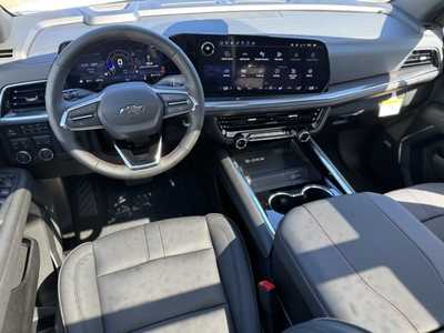 2025 Chevrolet Suburban, $81435.0. Photo 9