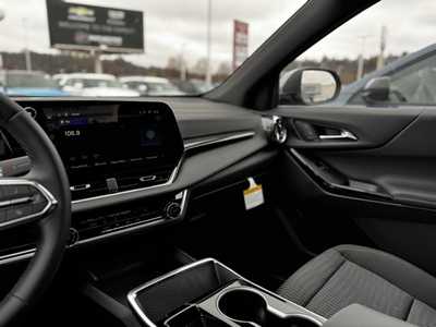 2025 Chevrolet Equinox, $27999.0. Photo 8