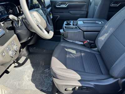 2025 Chevrolet 1500 Crew Cab, $55765.0. Photo 5