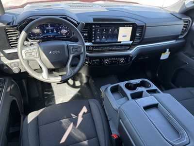 2025 Chevrolet 1500 Crew Cab, $55765.0. Photo 8