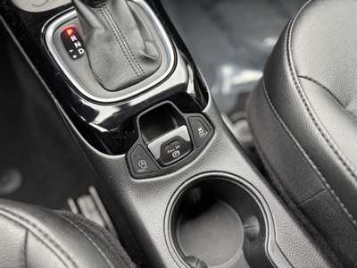 2021 Jeep Compass, $20695. Photo 10