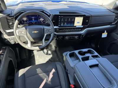 2025 Chevrolet 1500 Crew Cab, $54965.0. Photo 8