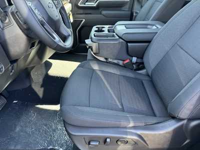 2025 Chevrolet 3500 Crew Cab, $62705.0. Photo 5