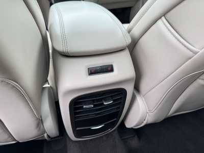 2017 Lincoln MKC, $18475. Photo 9