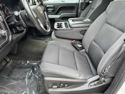 2016 Chevrolet 1500 Crew Cab, $21495. Photo 5