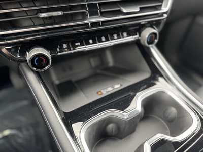 2025 Chevrolet Traverse, $46090.0. Photo 10