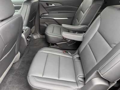 2025 Chevrolet Traverse, $46090.0. Photo 5
