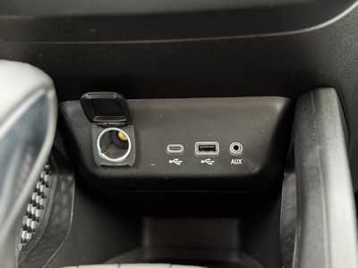2021 Chevrolet TrailBlazer, $23995. Photo 11