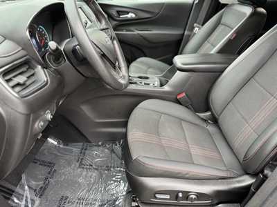 2022 Chevrolet Equinox, $26685. Photo 5