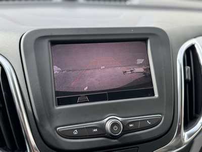 2022 Chevrolet Equinox, $22998. Photo 4