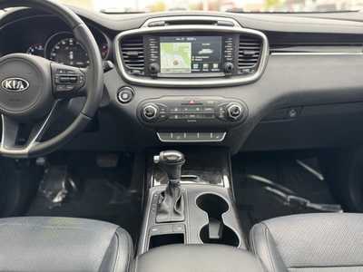 2016 Kia Sorento, $13998. Photo 2