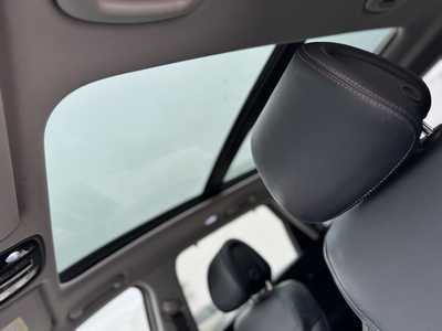 2016 Kia Sorento, $13998. Photo 7