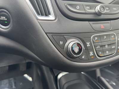 2020 Chevrolet Malibu, $21198. Photo 11