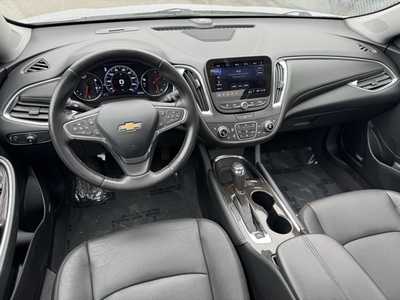 2020 Chevrolet Malibu, $21198. Photo 9