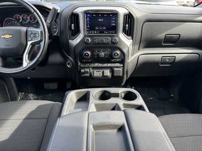 2021 Chevrolet 1500 Crew Cab, $29498. Photo 2