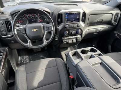 2021 Chevrolet 1500 Crew Cab, $29498. Photo 8