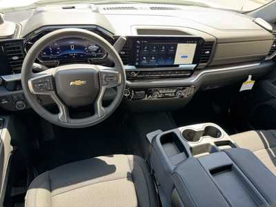 2025 Chevrolet 1500 Crew Cab, $54570.0. Photo 8