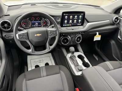 2025 Chevrolet Blazer, $39940.0. Photo 7