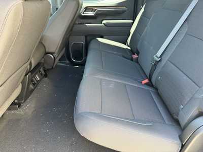 2025 Chevrolet 1500 Crew Cab, $54570.0. Photo 6