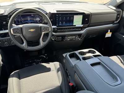 2025 Chevrolet 1500 Crew Cab, $54570.0. Photo 8