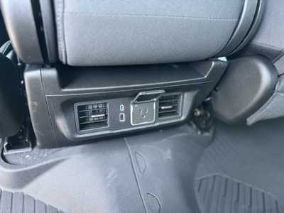 2025 Chevrolet 1500 Crew Cab, $54570.0. Photo 7