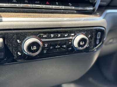 2025 Chevrolet 1500 Crew Cab, $54570.0. Photo 10