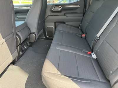 2025 Chevrolet 1500 Crew Cab, $54570.0. Photo 6