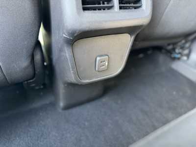 2021 Chevrolet Equinox, $18995. Photo 7