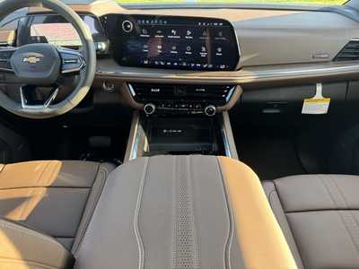 2025 Chevrolet Suburban, $84395.0. Photo 2