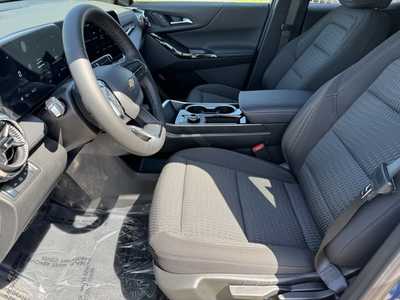 2026 Chevrolet Equinox, $31995. Photo 5