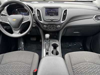 2023 Chevrolet Equinox, $25190. Photo 2