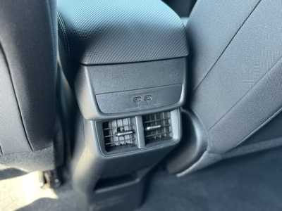 2026 Chevrolet Equinox, $31995.0. Photo 7