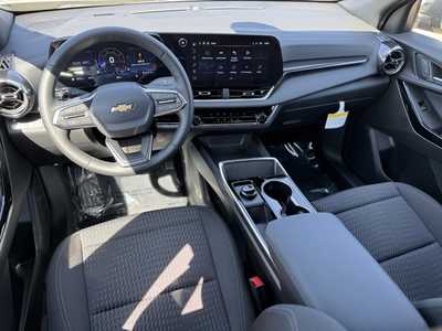 2026 Chevrolet Equinox, $31995.0. Photo 8