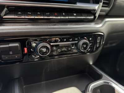 2024 Chevrolet 1500 Crew Cab, $48998. Photo 10