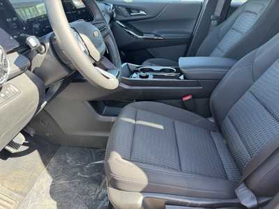 2026 Chevrolet Equinox, $32490. Photo 5