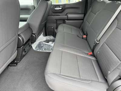 2025 Chevrolet 1500 Crew Cab, $47490.0. Photo 6