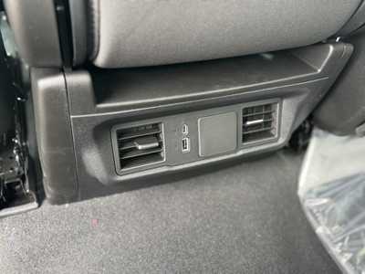 2025 Chevrolet 1500 Crew Cab, $47490.0. Photo 7