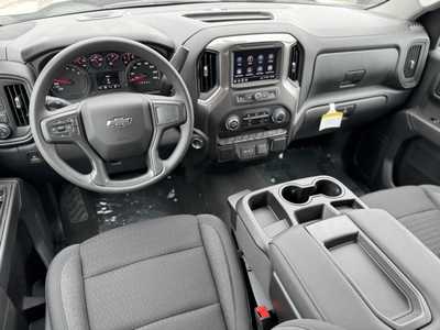 2025 Chevrolet 1500 Crew Cab, $47490.0. Photo 8