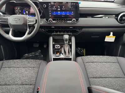 2025 Chevrolet Colorado Crew Cab, $45565.0. Photo 2