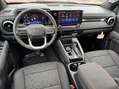 2025 Chevrolet Colorado Crew Cab, $45565.0. Photo 8